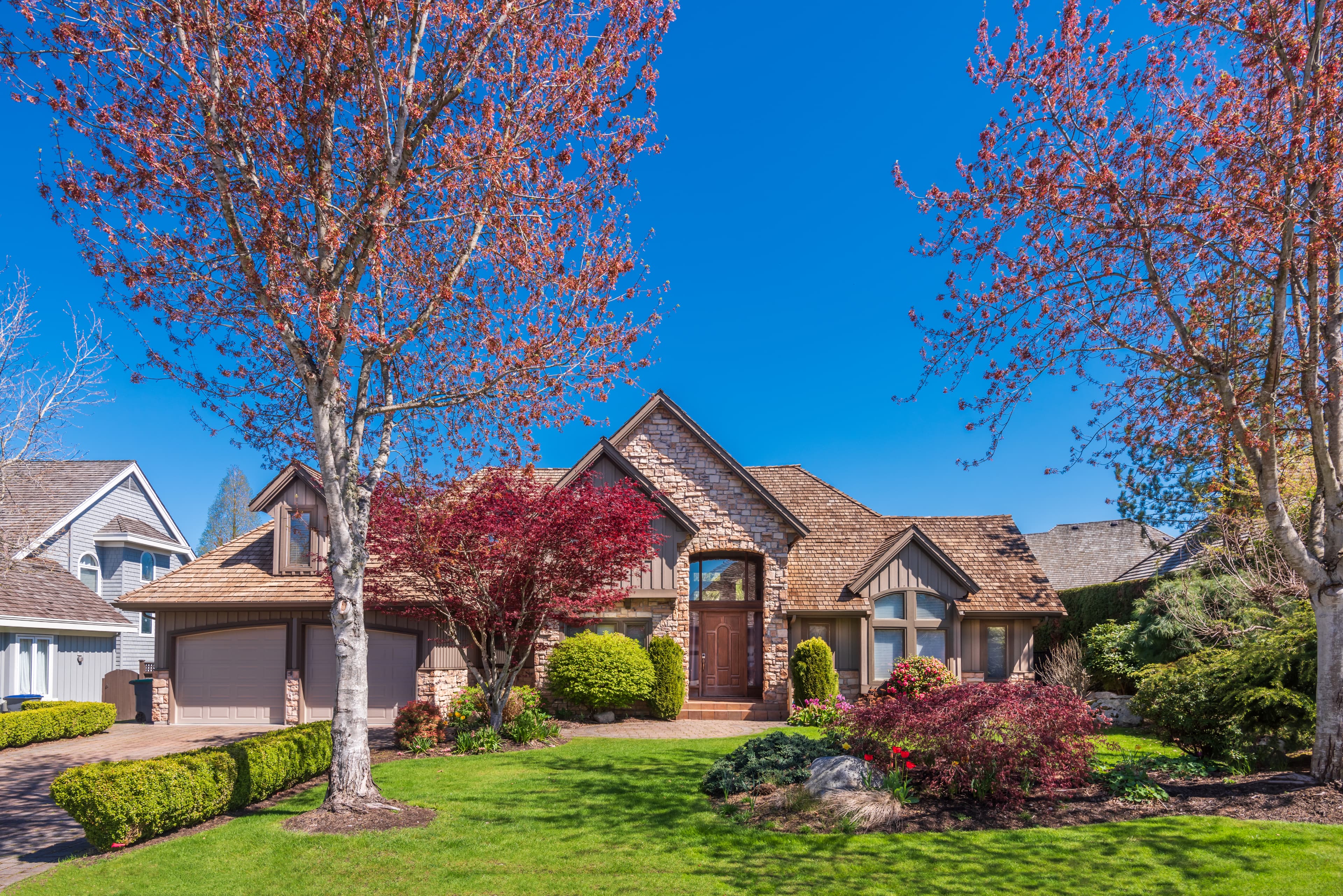 Property maintenance background